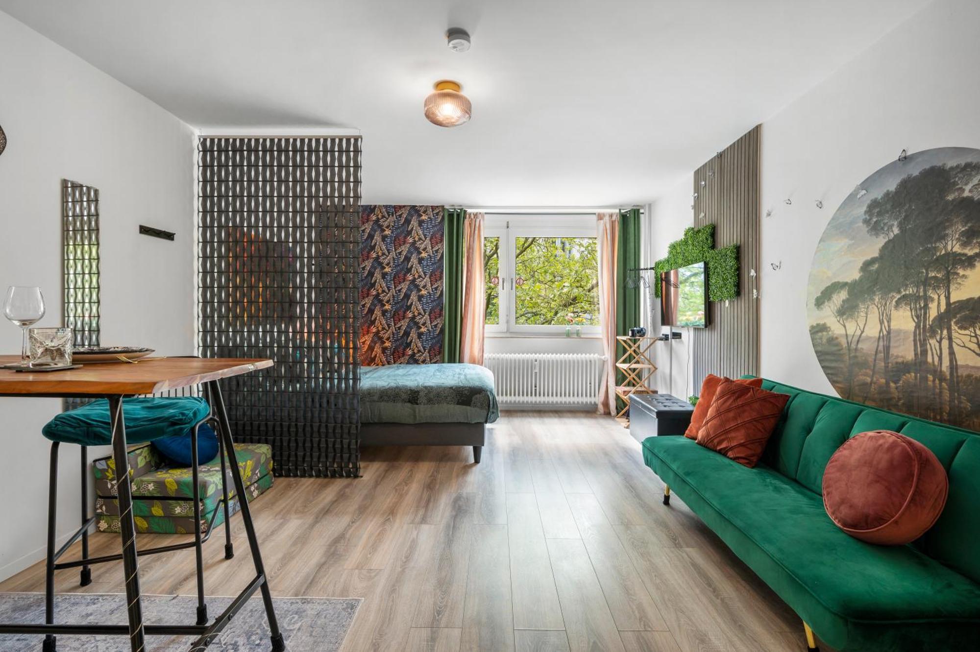 Urban Jungle Studio Apartment Оффенбах Экстерьер фото